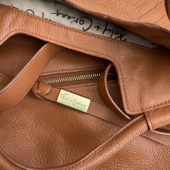 Foley & Corrina bag shoulder fold over or short handle. Soft - Picture 3 of 9